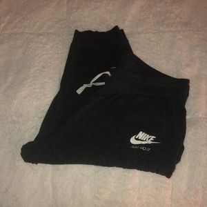 Nike Capri work out pants 2x